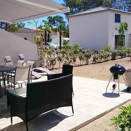 House With 2 Bedrooms In With Enclosed Garden And Wifi * Borgo